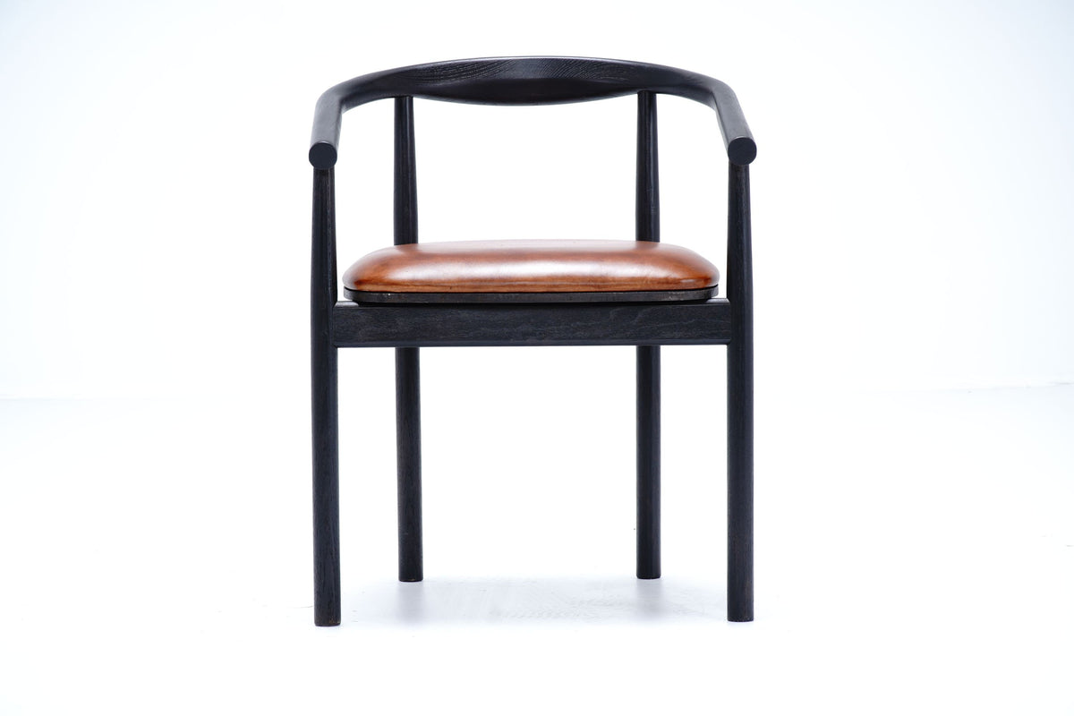 Chaise Serenity en chêne DT78, vue officielle 7. Siège vendu à l’unité.