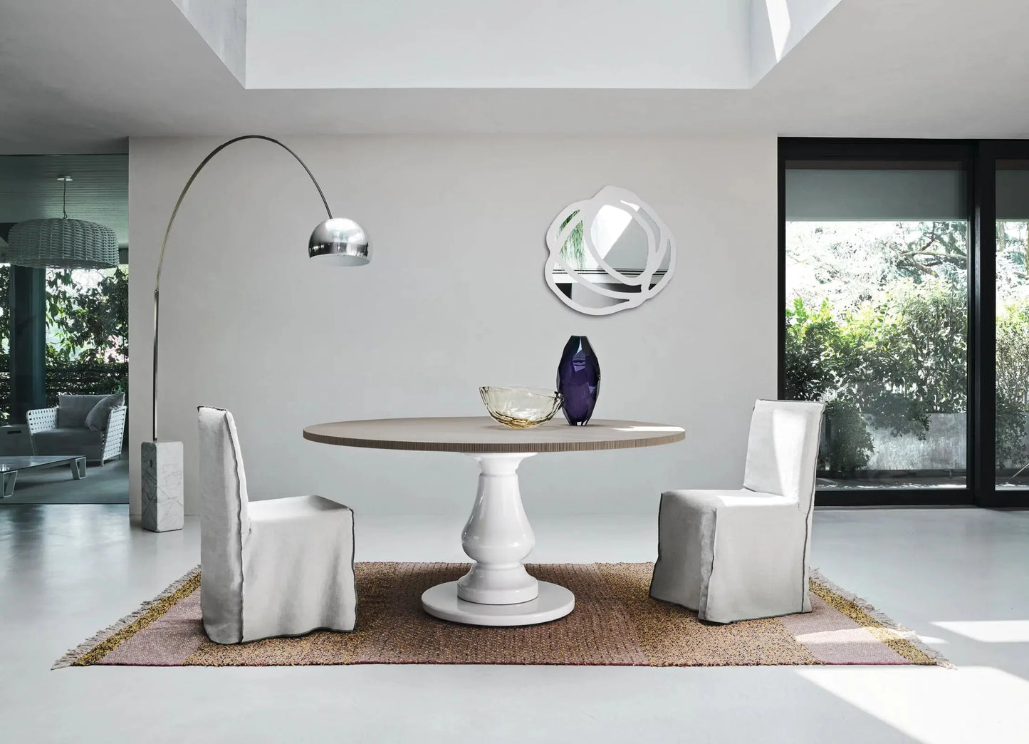 Ghost 23 • chaise Ma boutique
