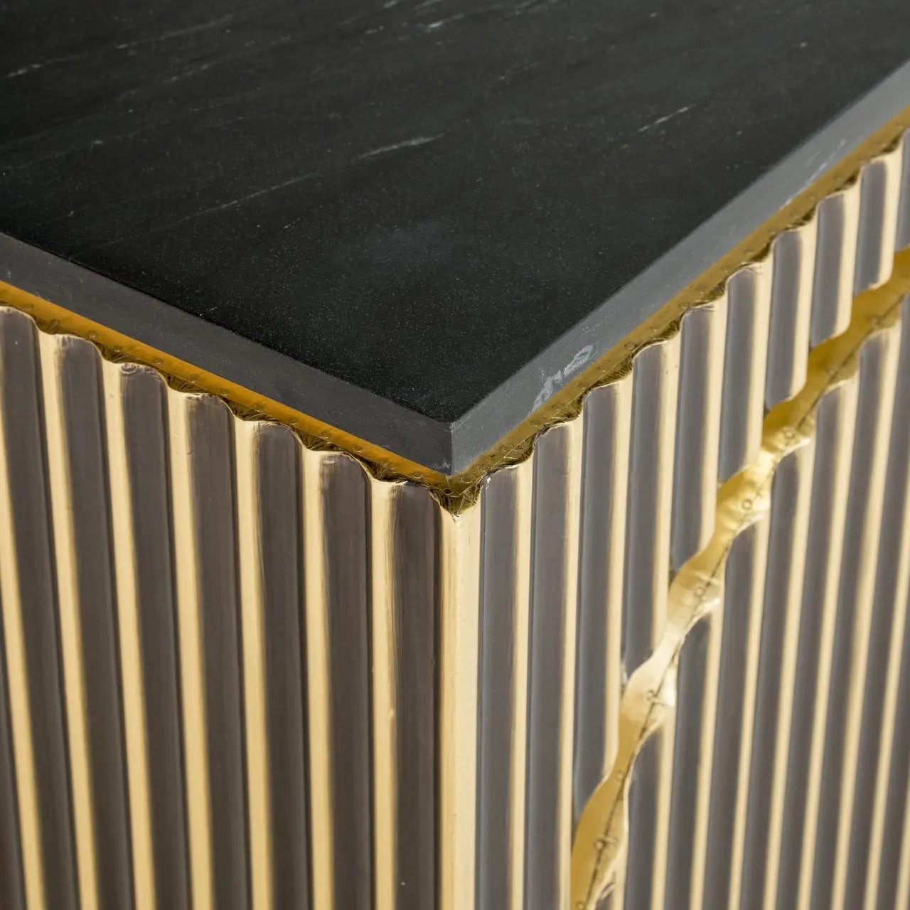 Sideboard Les Arcs brushed gold