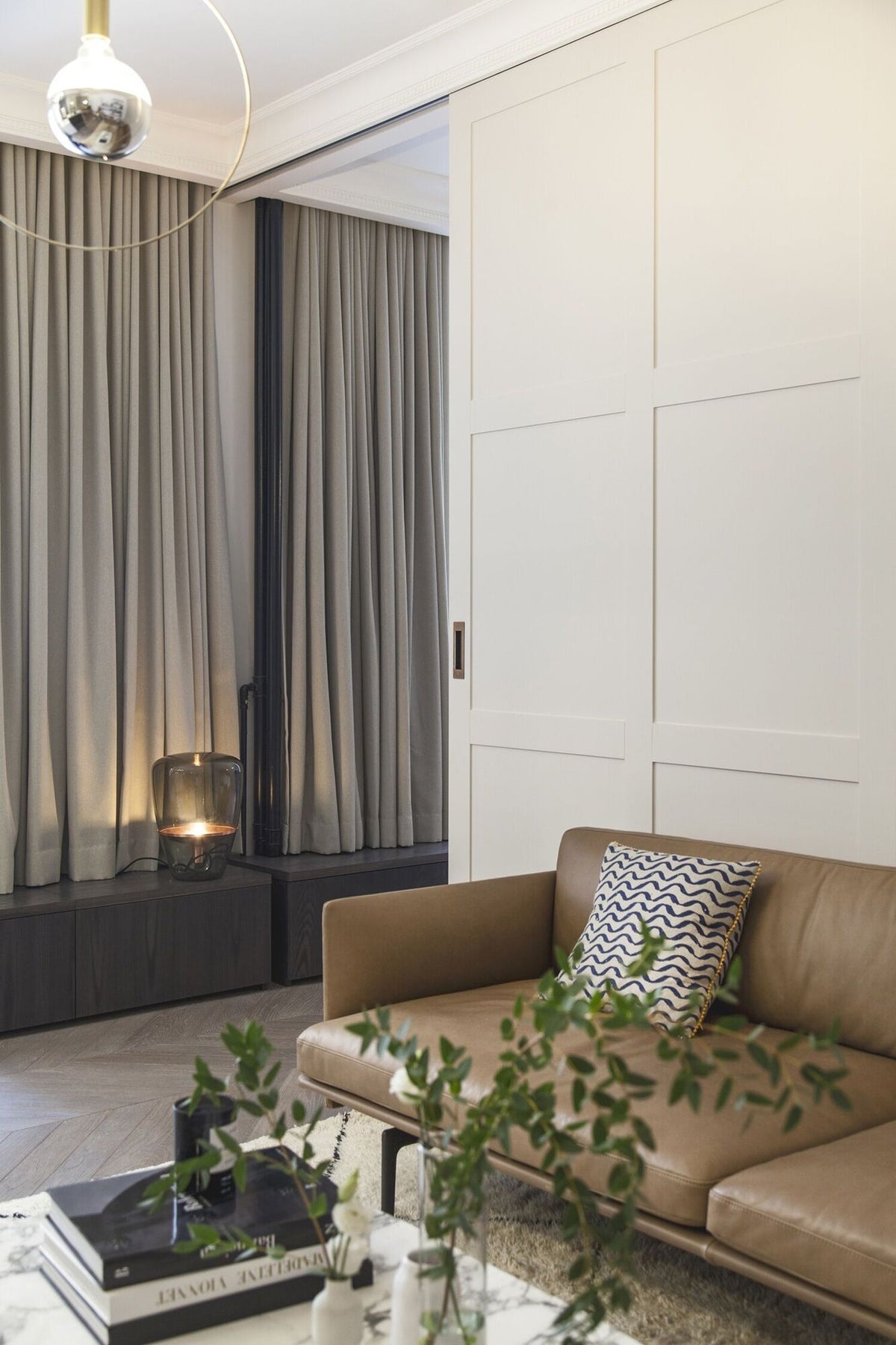 Plinthe DX163-2600 SQUARE — Vue du produit Orac Décor