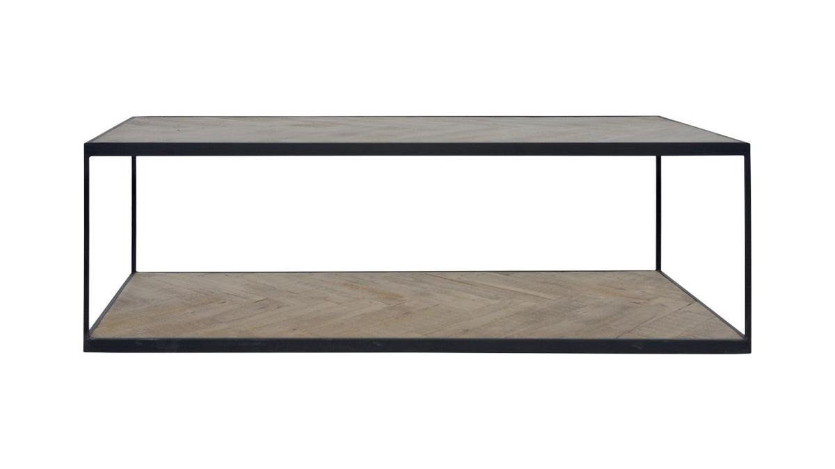 Table basse Versailles en pin recyclé D843, vue officielle 4. Autres meubles et décoration vendus séparément.