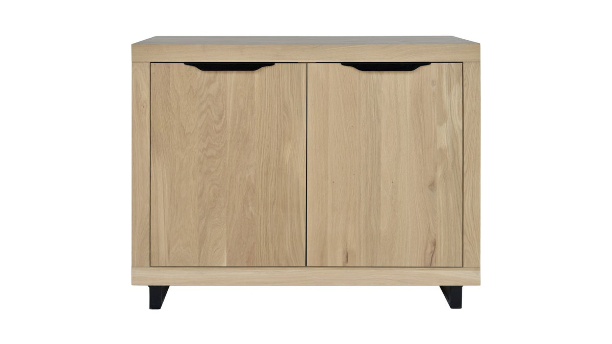 Enfilade Loft en chêne, 2 portes D861C, 116 × 45 × 90 cm, vue fabricant 1. Autres meubles et décoration vendus séparément.