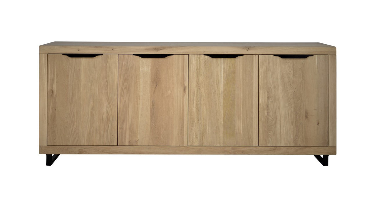 Enfilade Loft en chêne, 4 portes D859C, 220 × 45 × 90 cm, vue fabricant 1. Autres meubles et décoration vendus séparément.