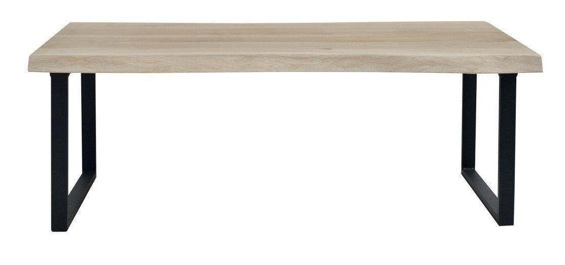Table basse Harlem en chêne D872C, 120 × 60 × 40 cm, vue fabricant 1. Autres meubles et décoration vendus séparément.