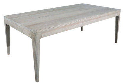Table basse Ernest en pin D887, 120 × 60 × 40 cm, vue officielle 3. Autres meubles et décoration vendus séparément.