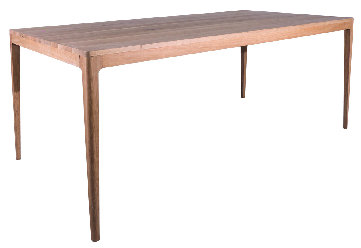 Table Ernest D892C en chêne, 140 × 90 × 76 cm, vue officielle 2. Autres meubles et décoration vendus séparément.