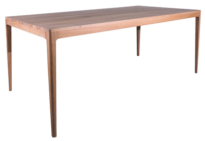 Table Ernest D892C en chêne, 140 × 90 × 76 cm, vue officielle 2. Autres meubles et décoration vendus séparément.