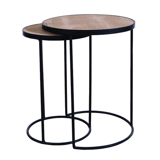 Tables gigognes Brooklyn en pin et métal D875, 40 × 40 × 50 cm, vue officielle 1. Autres meubles et décoration vendus séparément.