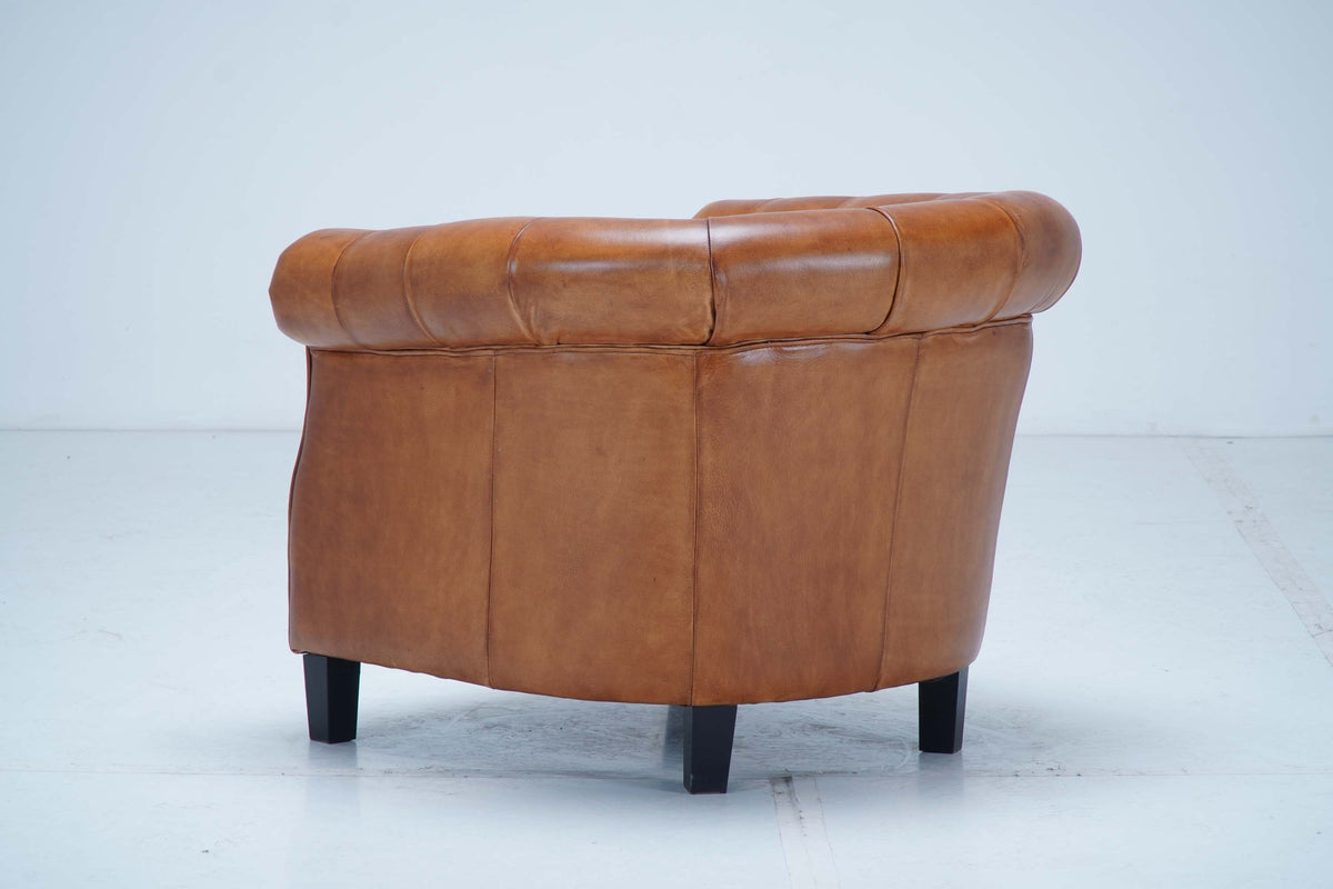 Fauteuil Chesterino DT63, vue officielle 5. Siège vendu à l’unité.