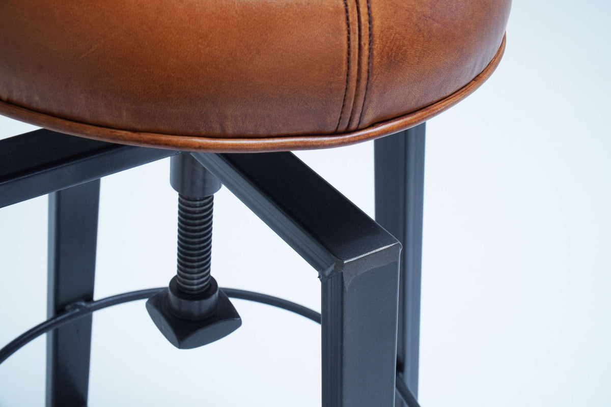 Petit tabouret Factory DT51S, vue officielle 3. Siège vendu à l’unité.