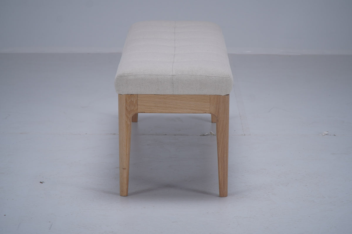 Banc Ernest en chêne DT73, vue officielle 6. Siège vendu à l’unité.