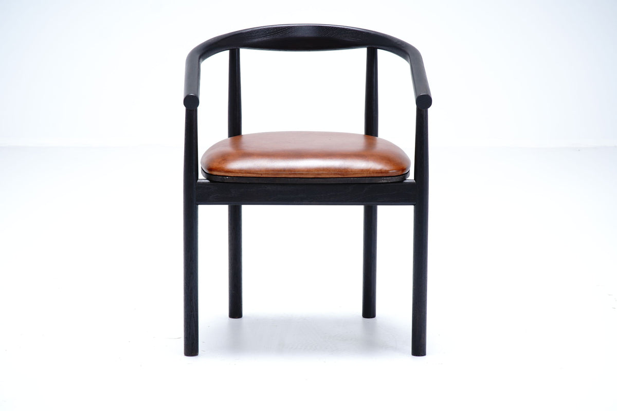 Chaise Serenity en chêne DT78, vue officielle 2. Siège vendu à l’unité.