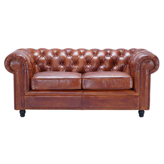 Canapé Chesterfield DT24/180, vue officielle 1. Autres meubles éventuellement présentés vendus séparément.