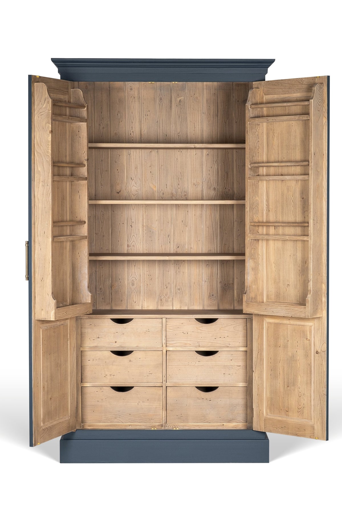 Vue 2 de l’armoire de cuisine Gustave Rosiris D935 en pin massif, 2 portes.