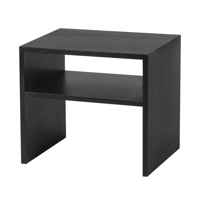 Chevet en chêne D894C, 50 × 40 × 45 cm, vue fabricant 2. Autres meubles et décoration vendus séparément.