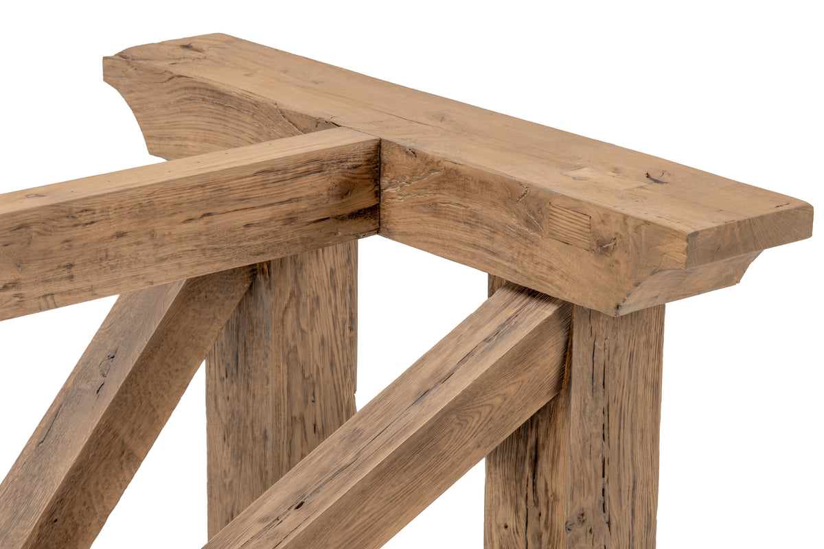 Piètement Honoré en chêne recyclé LEG D947CBARN, 190 × 90 × 70 cm, vue officielle 2. Autres meubles et décoration vendus séparément.