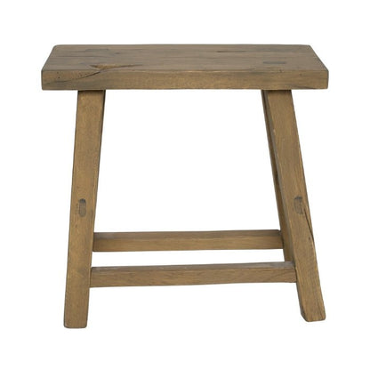 Tabouret en chêne ancien D801, 45 × 28 × 45 cm, vue officielle 2. Autres meubles et décoration vendus séparément.