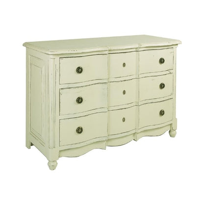 Commode Albane à façade arbalète D559, 130 × 59 × 90 cm, vue officielle 1. Autres meubles et décoration vendus séparément.