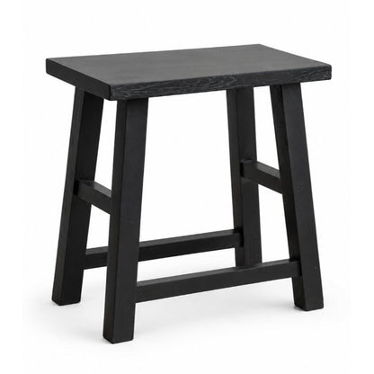 Tabouret en chêne ancien D801, 45 × 28 × 45 cm, vue officielle 3. Autres meubles et décoration vendus séparément.