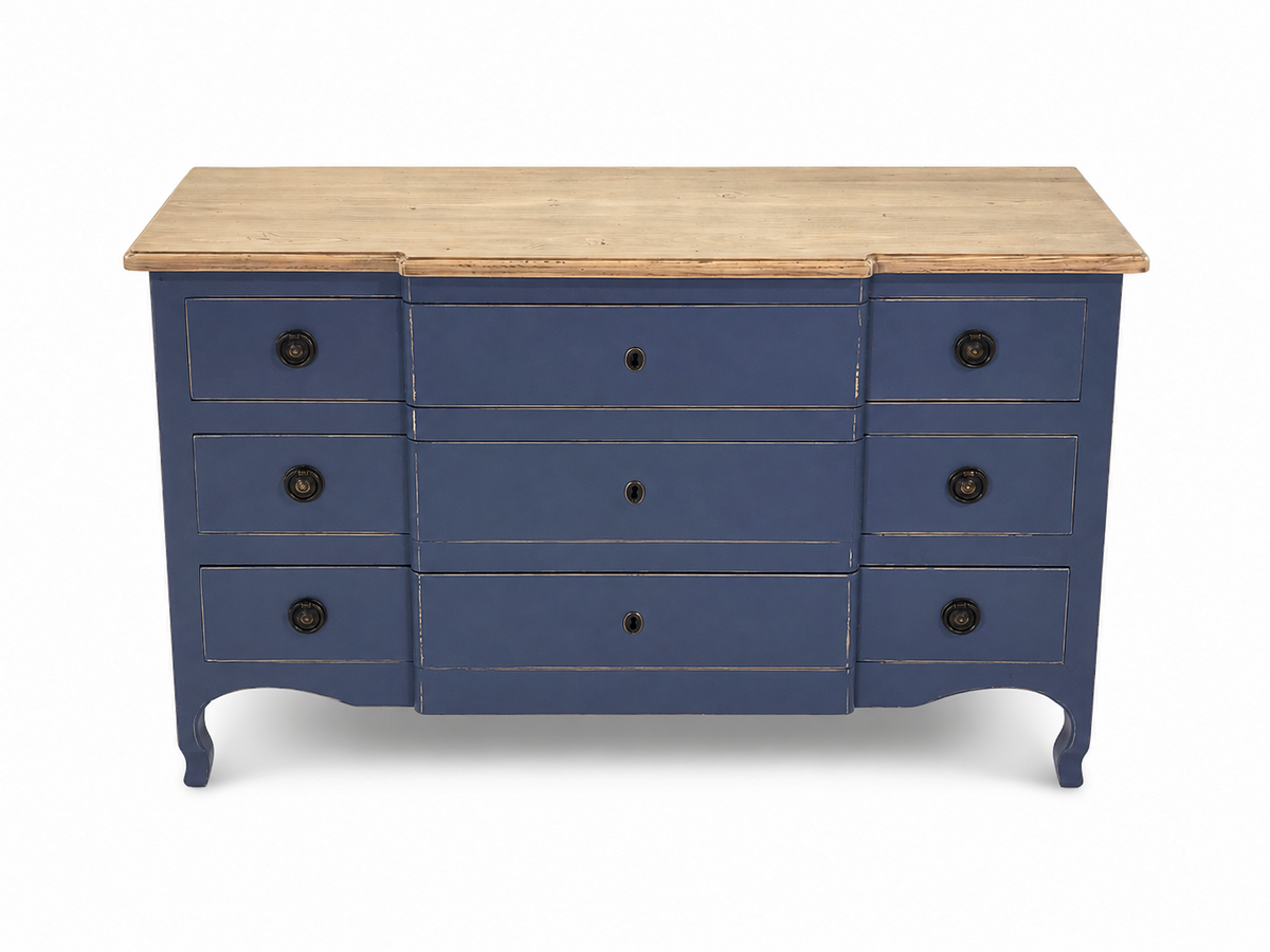 Grande commode Élisa D745, 130 × 40 × 80 cm, vue officielle 6. Autres meubles et décoration vendus séparément.