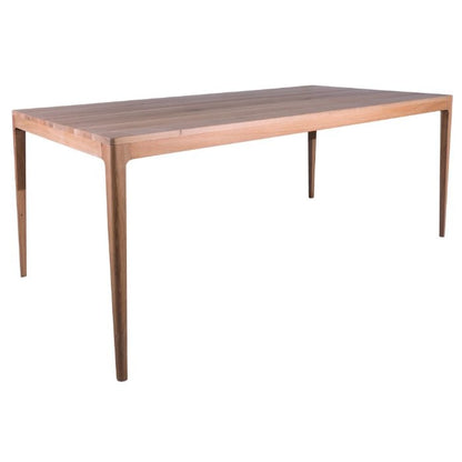 Table Ernest D892C en chêne, 240 × 100 × 76 cm, vue officielle 2. Autres meubles et décoration vendus séparément.