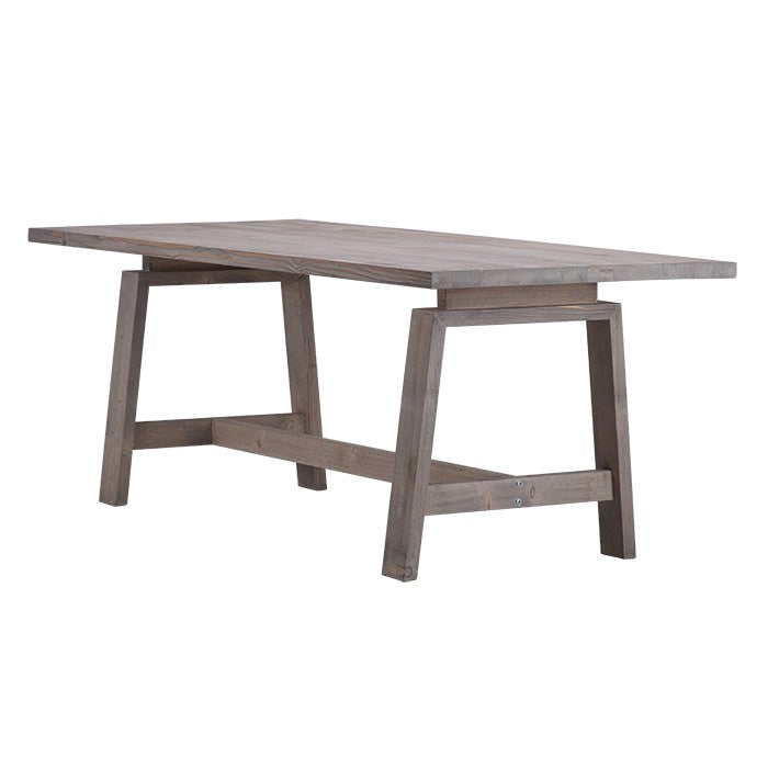 Table Trapèze D917, format 220 × 100 × 75 cm, vue officielle 2. Autres meubles et décoration vendus séparément.