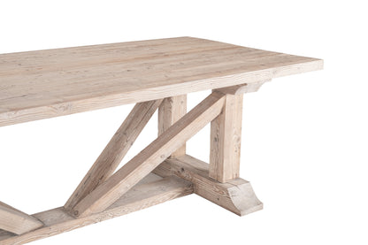 Table Honoré D947BARN en pin recyclé, 280 × 110 × 75 cm, vue officielle 4. Chaises et décoration vendues séparément.