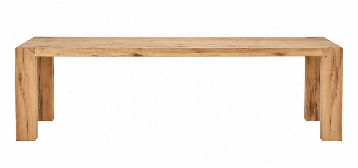 Table Madrier D958C en chêne recyclé, 240 × 100 × 75 cm, vue officielle 1. Autres meubles et décoration vendus séparément.