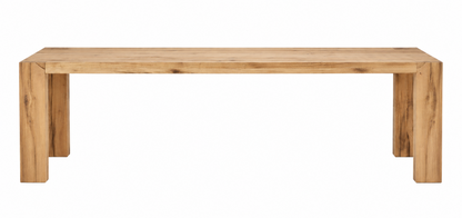 Table Madrier D958C en chêne recyclé, 240 × 100 × 75 cm, vue officielle 1. Autres meubles et décoration vendus séparément.
