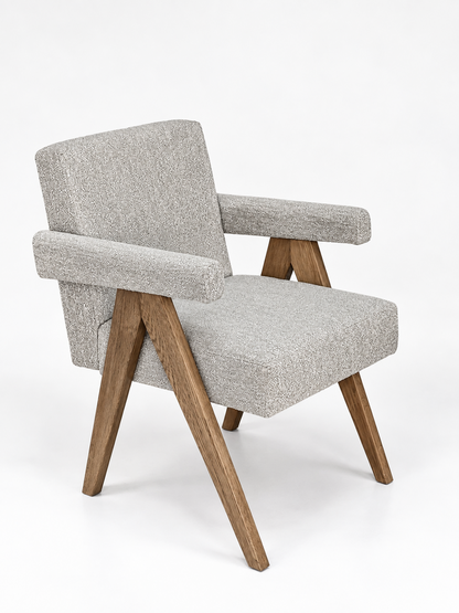 Fauteuil Armand en chêne DT89, vue officielle 2. Siège vendu à l’unité.