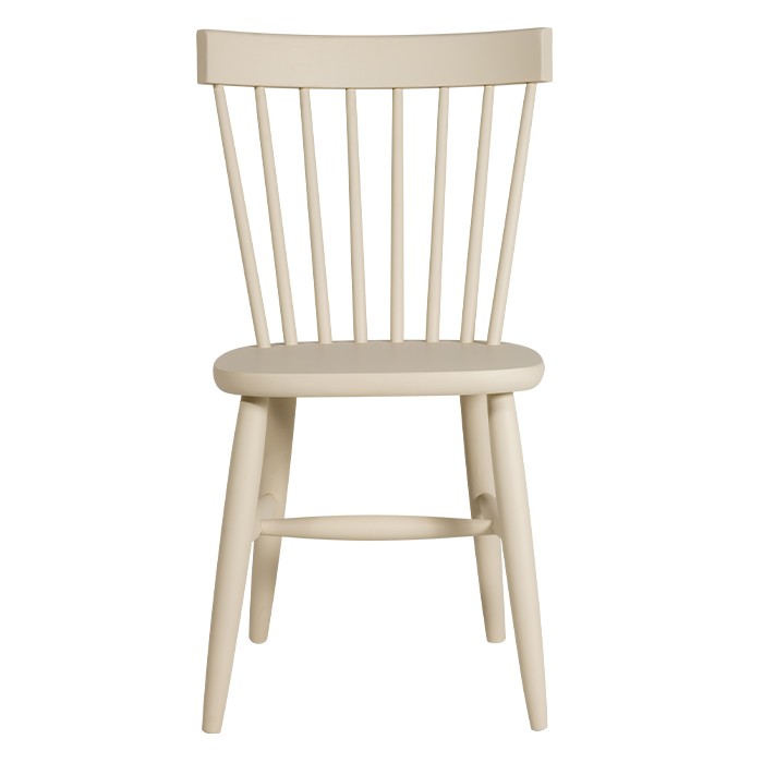 Chaise Osho en hêtre D751, 44 × 48 × 84 cm, vue officielle 2. Autres meubles et décoration vendus séparément.