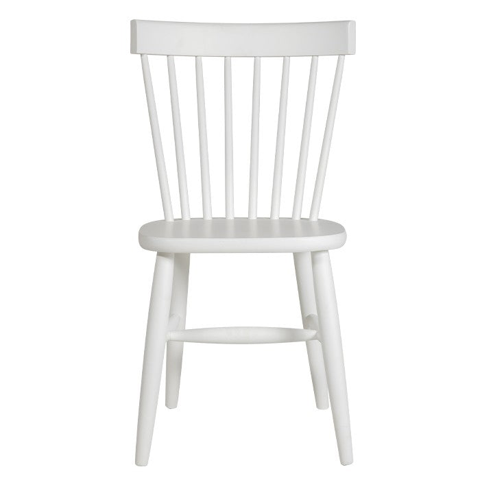 Chaise Osho en hêtre D751, 44 × 48 × 84 cm, vue officielle 4. Autres meubles et décoration vendus séparément.