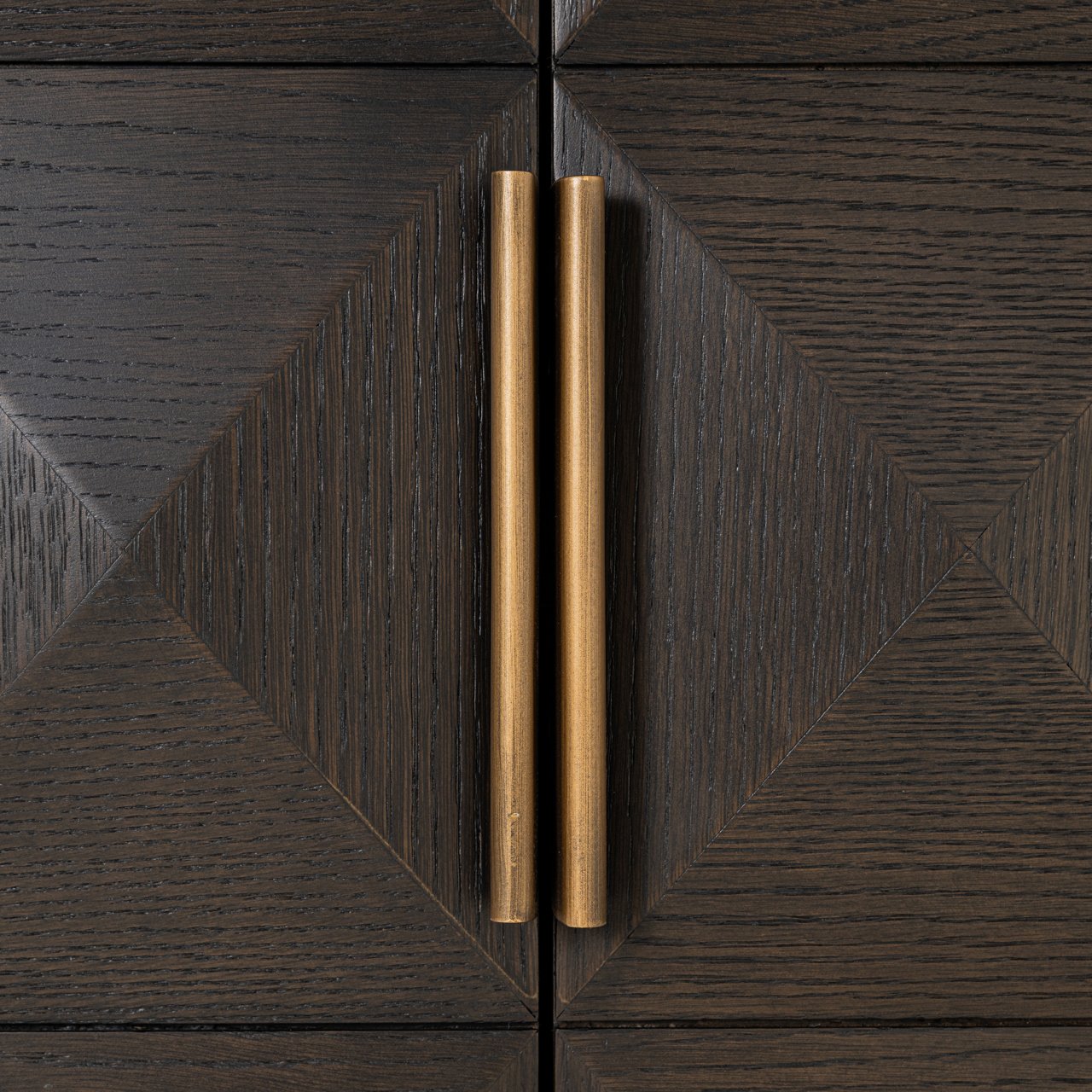 Sideboard Claremont brown  4-doors 2-shelves