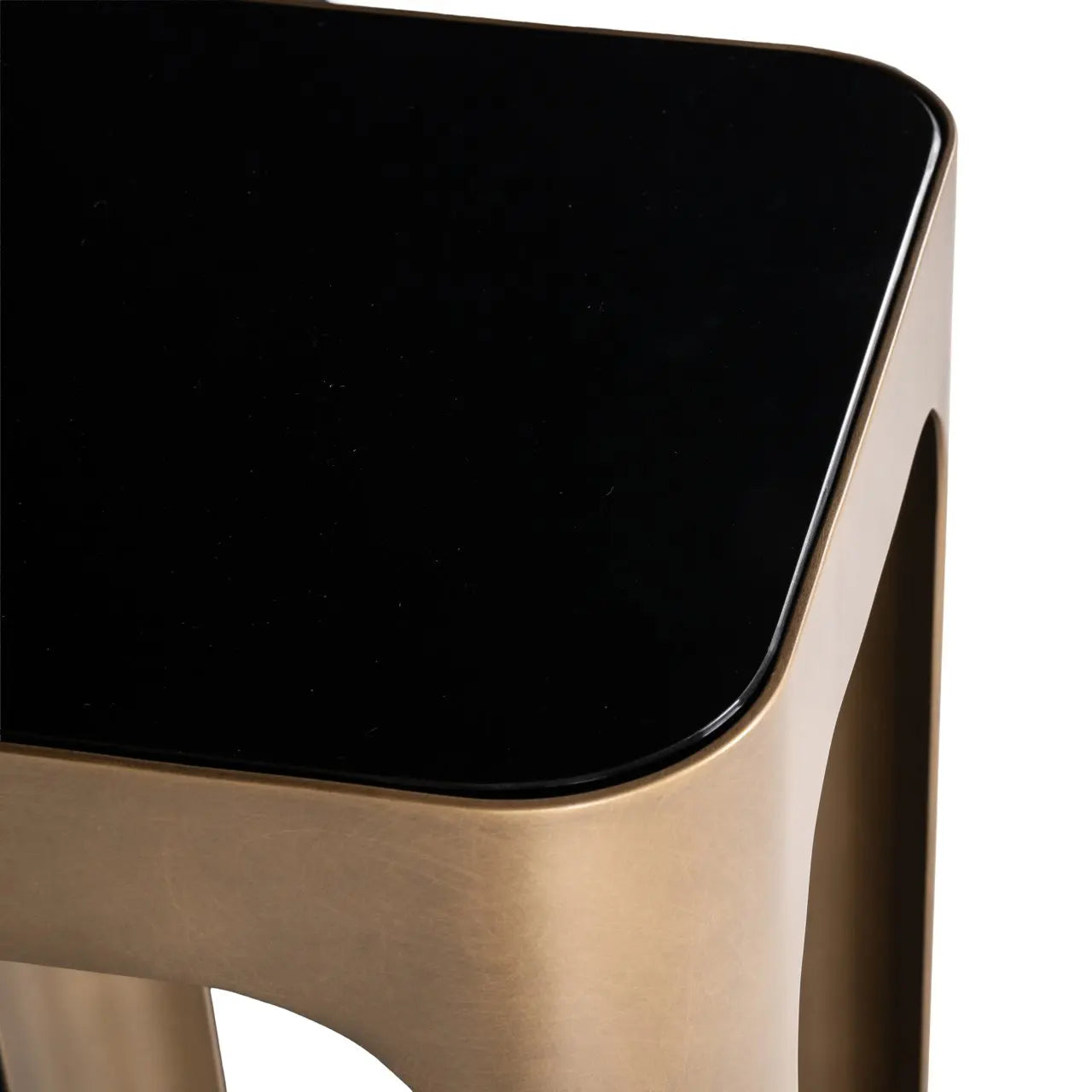 Column Claridge gold