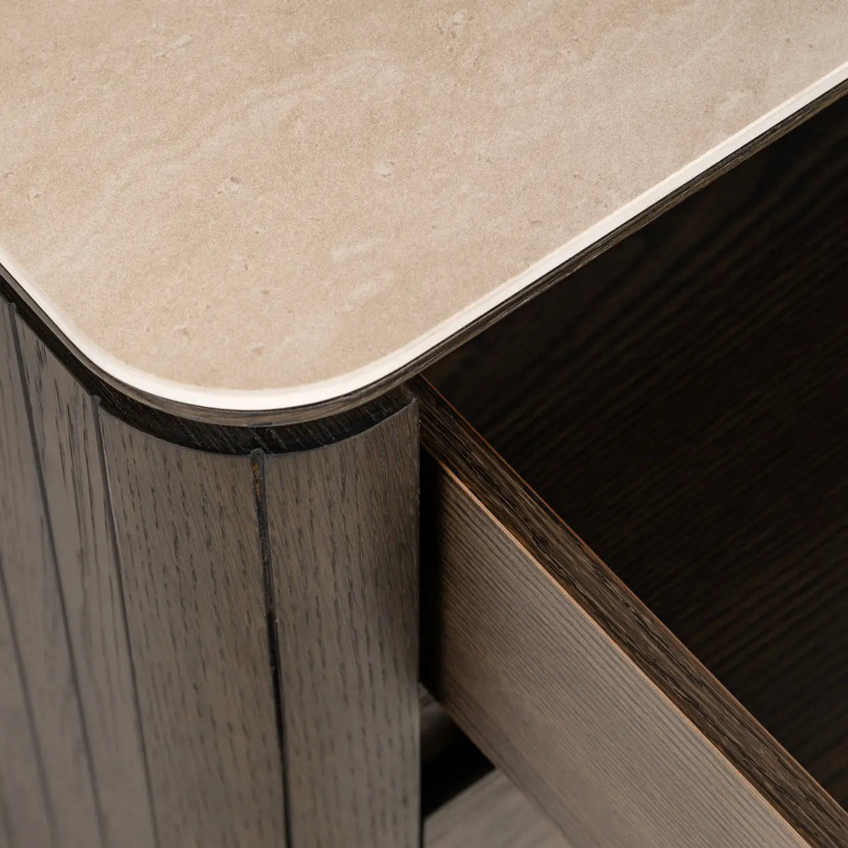 Table de chevet