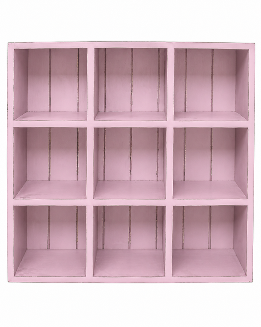 Casier Arthus D788 à neuf cases, présenté en finition Patiné · Rose. Visuel de présentation recolorisé ; teinte indicative.