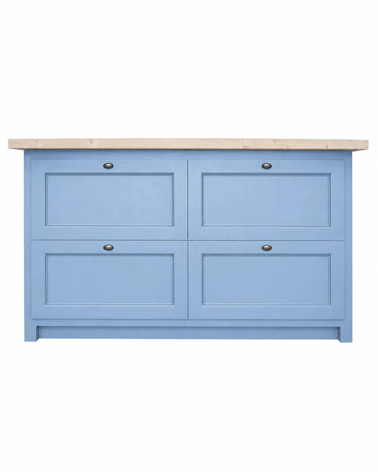Îlot central Rosiris C13 à quatre tiroirs, 150 cm, vue de face, plateau naturel conservé. Visuel de présentation recolorisé en finition Classic · Bleu Danois.