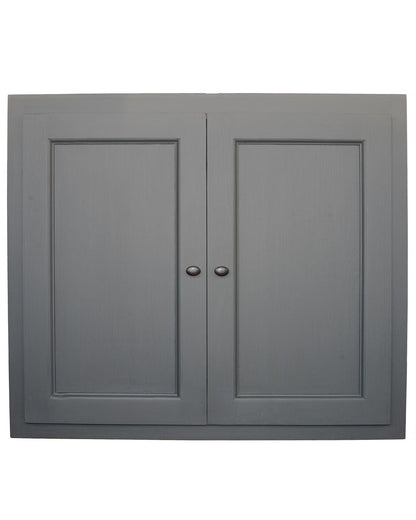 Meuble haut Rosiris C11 en pin, deux portes pleines moulurées, 90 cm de large, vue de face dans une finition grise.
